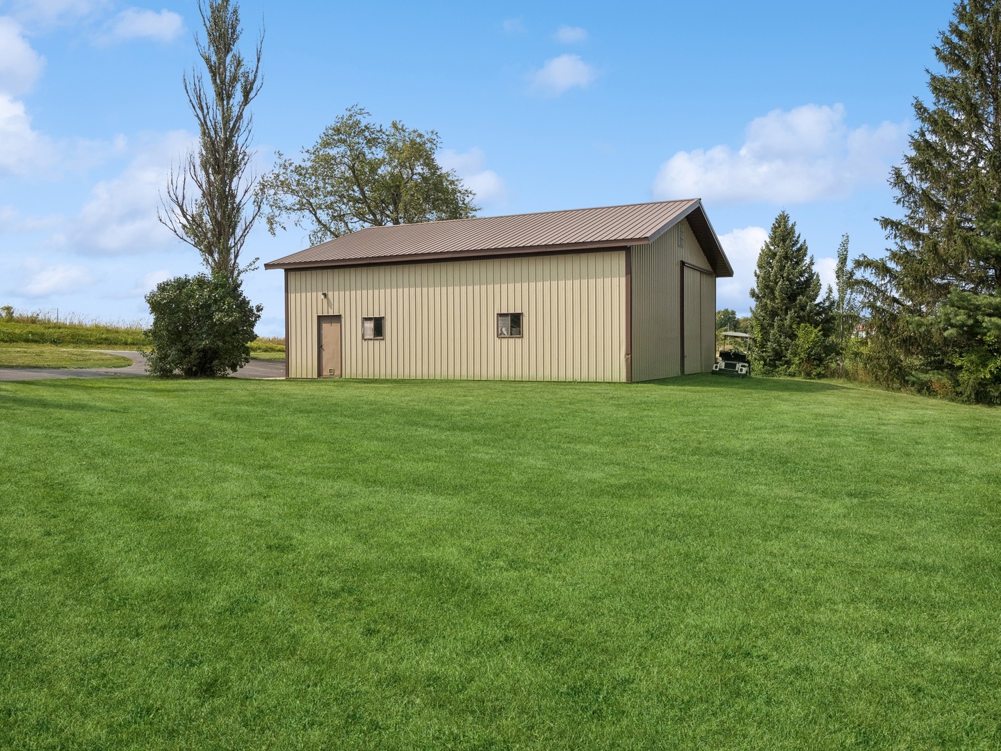 42W926 Bahr Road
