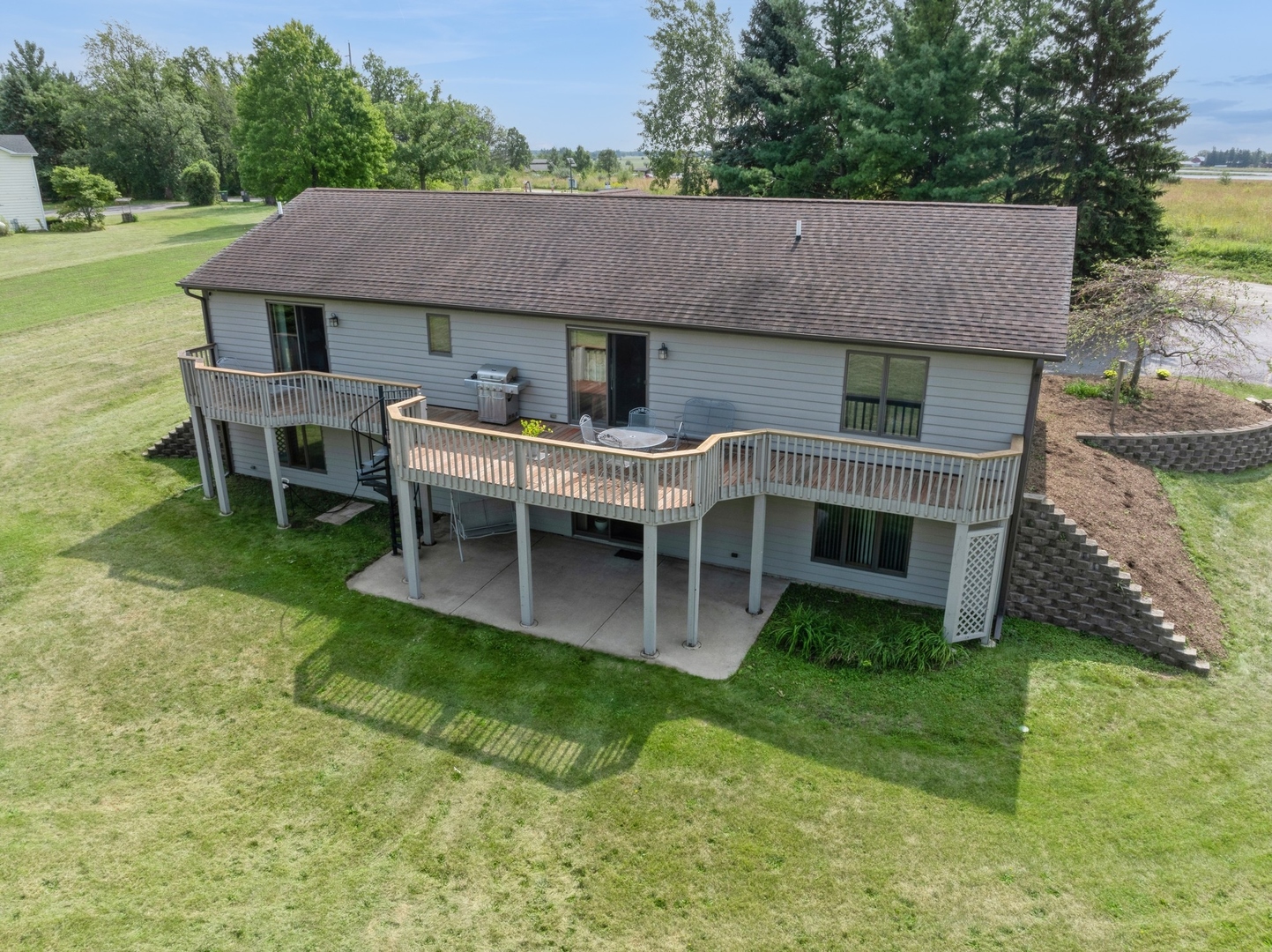 42W926 Bahr Road