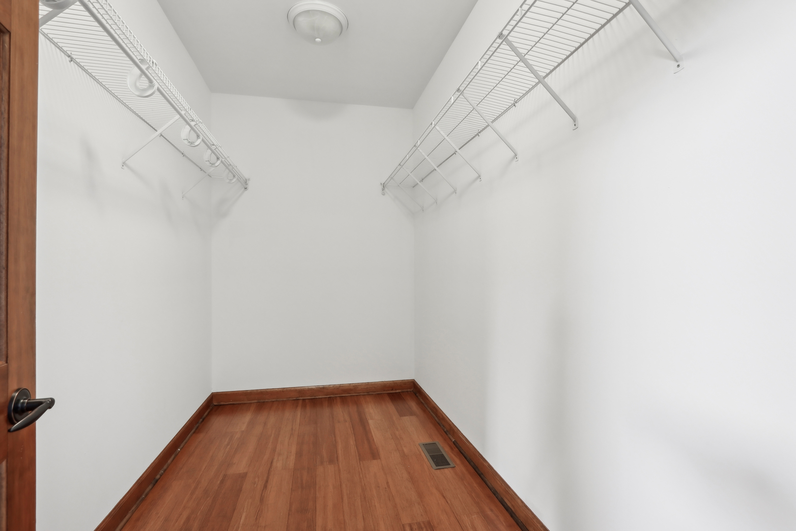 140 E Lynn Street
