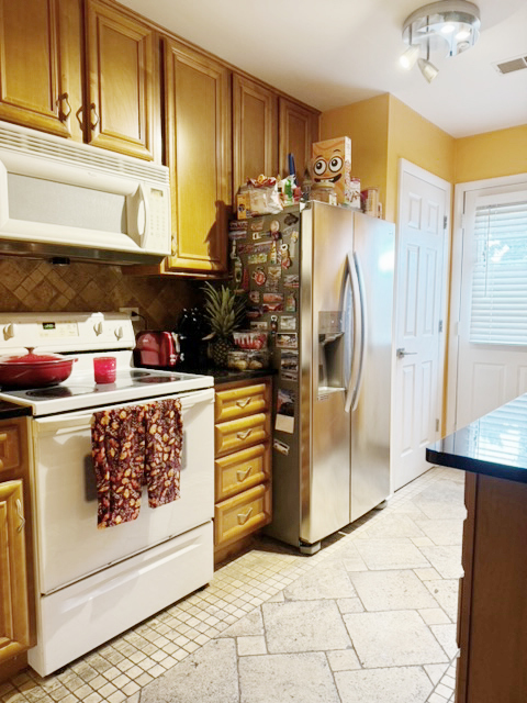 9388 Bay Colony Drive Unit: 1N