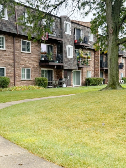 9388 Bay Colony Drive Unit: 1N