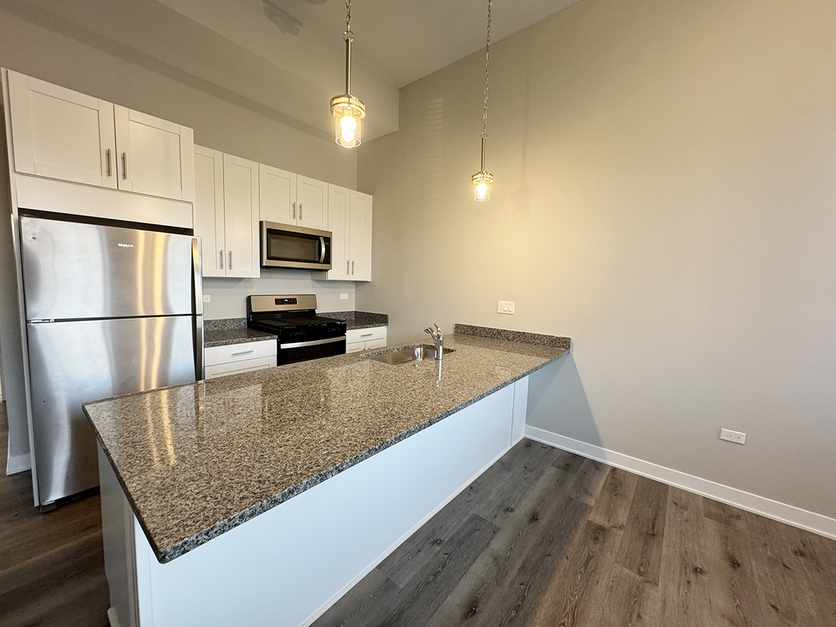 1416 Indiana Avenue Unit: 104