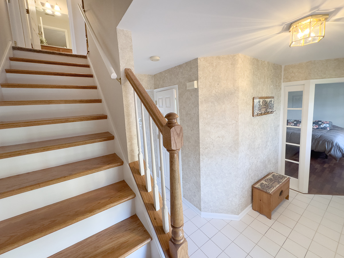 776 Columbine Drive