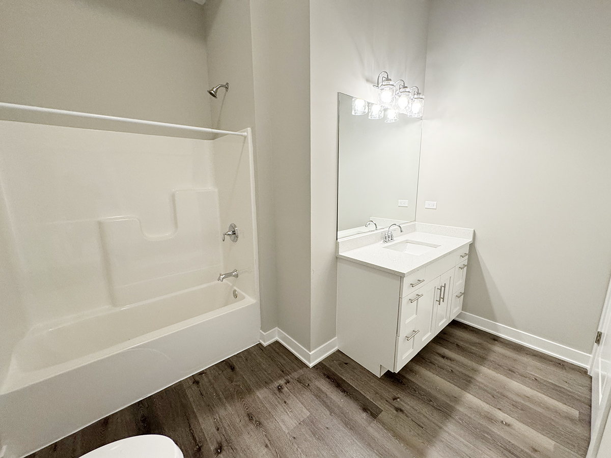 1416 Indiana Avenue Unit: 102
