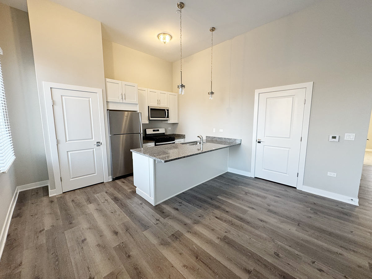 1416 Indiana Avenue Unit: 102