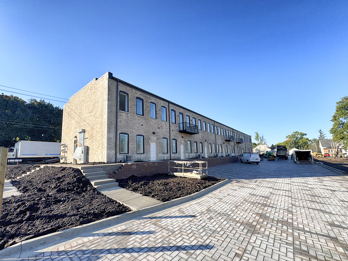 1416 Indiana Avenue Unit: 205