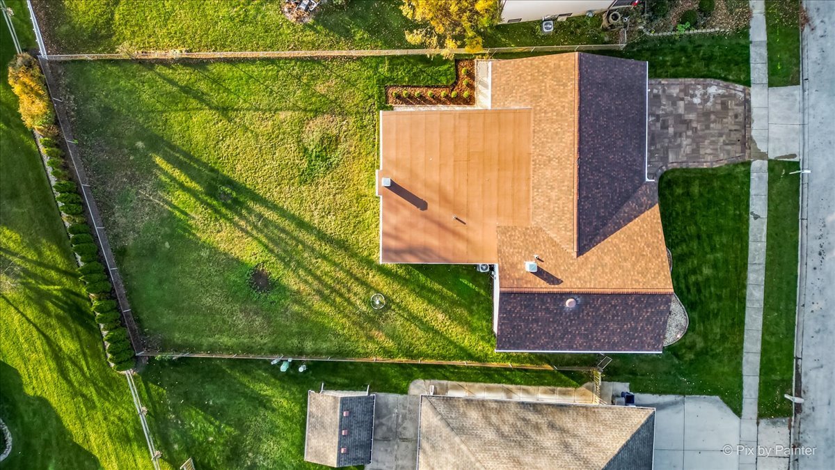 1915 Murcer Lane