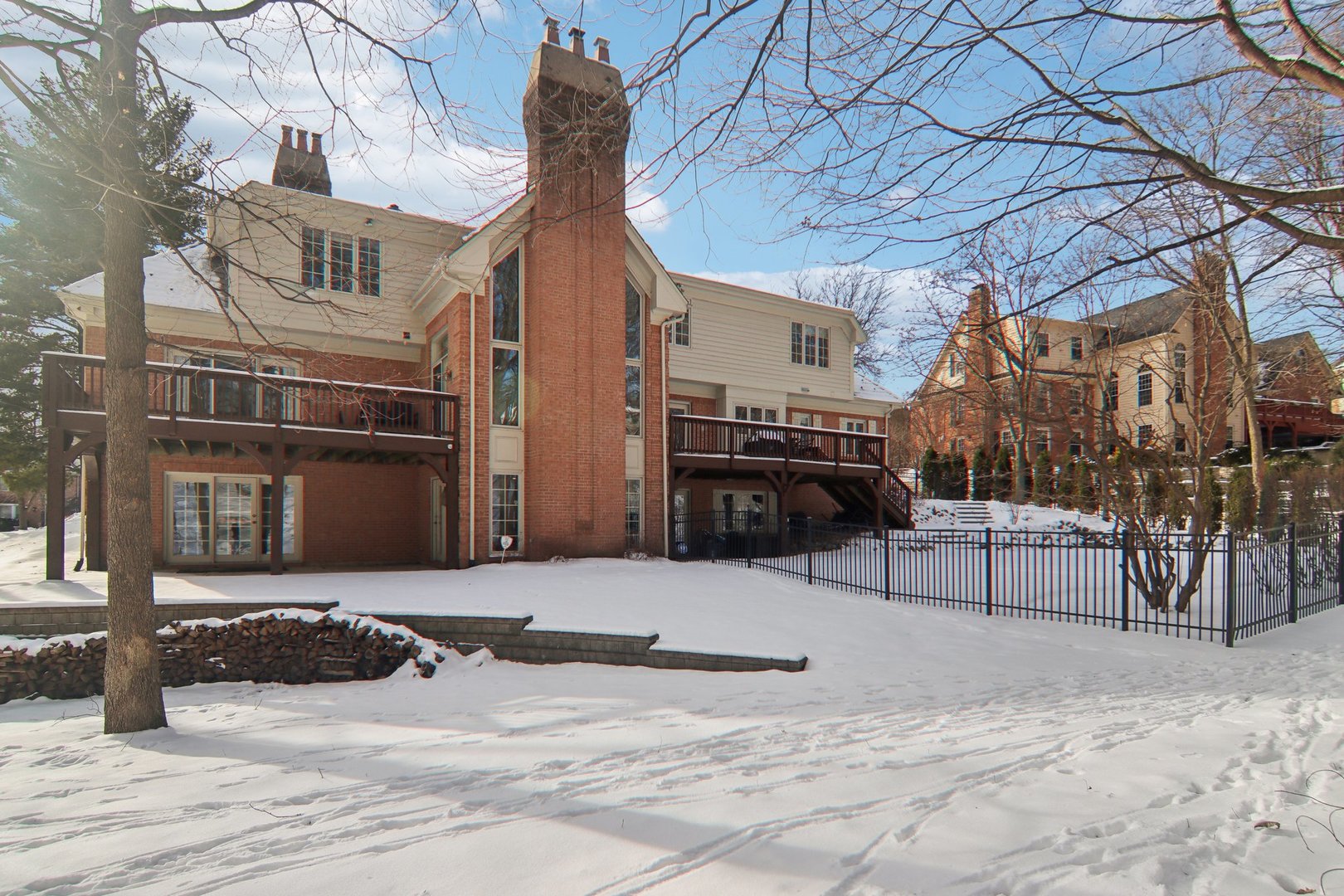 629 Fox Glen Drive