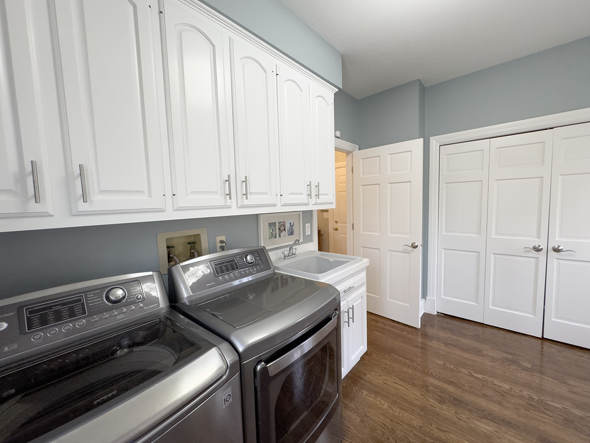 629 Fox Glen Drive