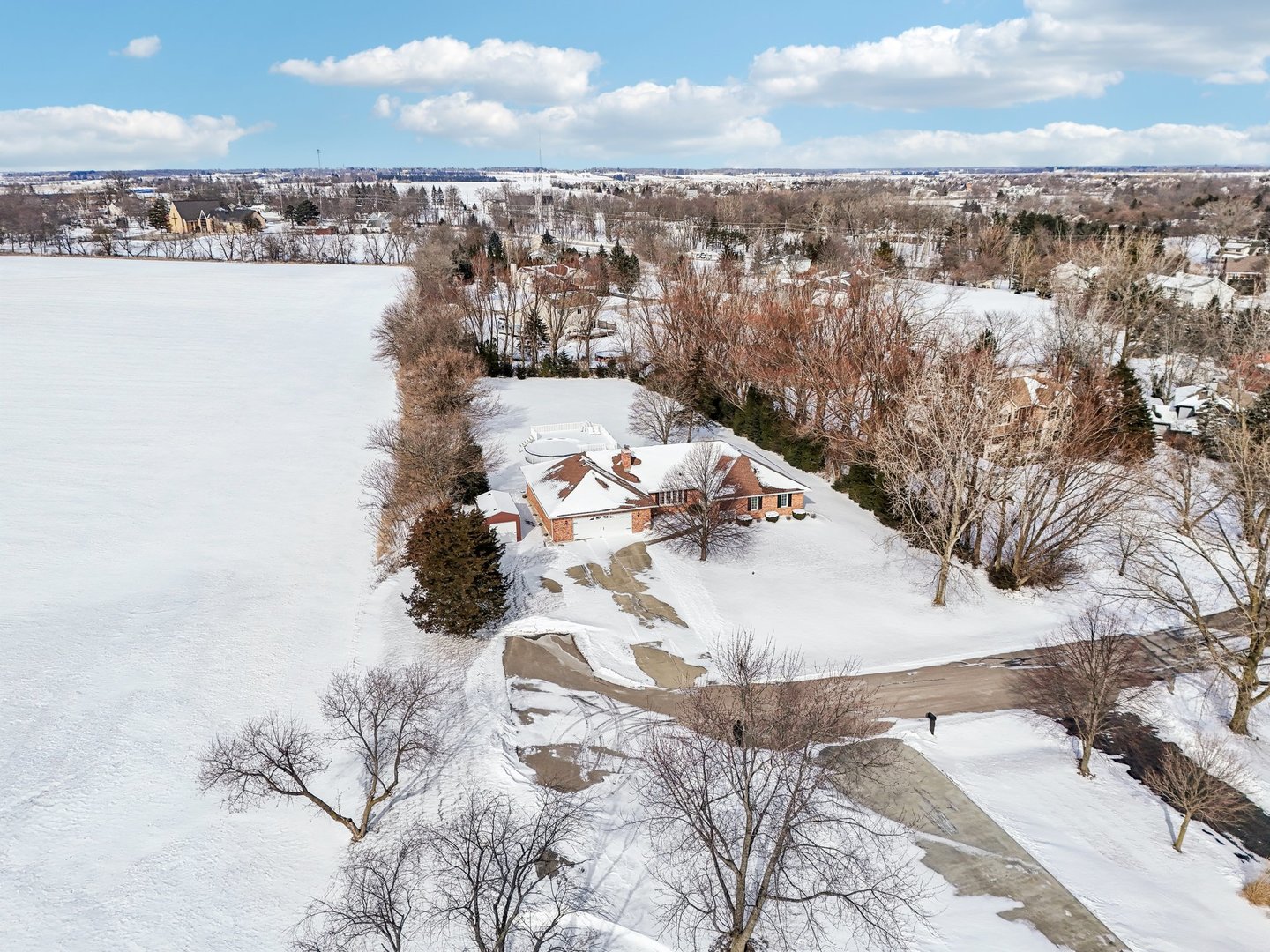 44W110 Fox Wilds Drive