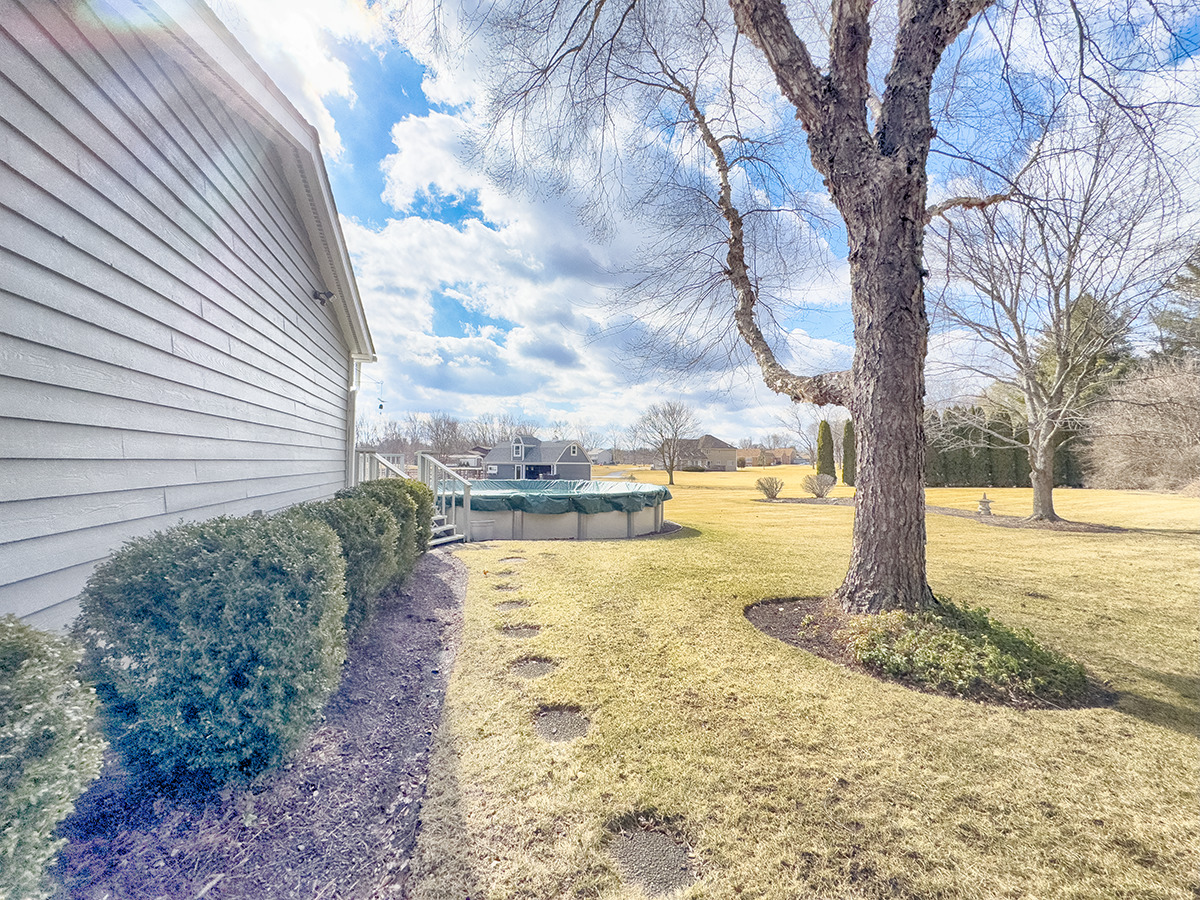 9N850 Channel Court