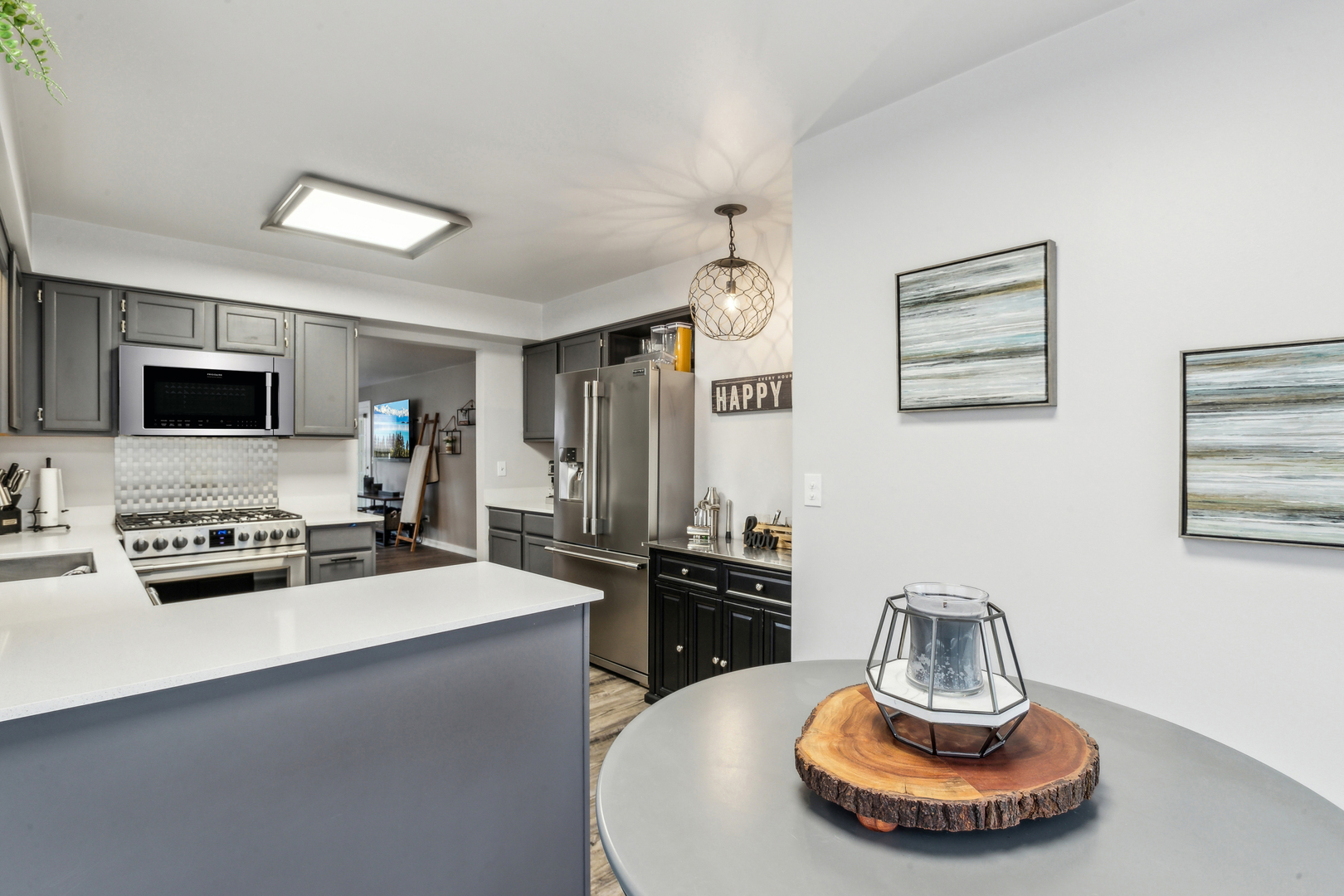 1419 Clybourne Street Unit: 1419