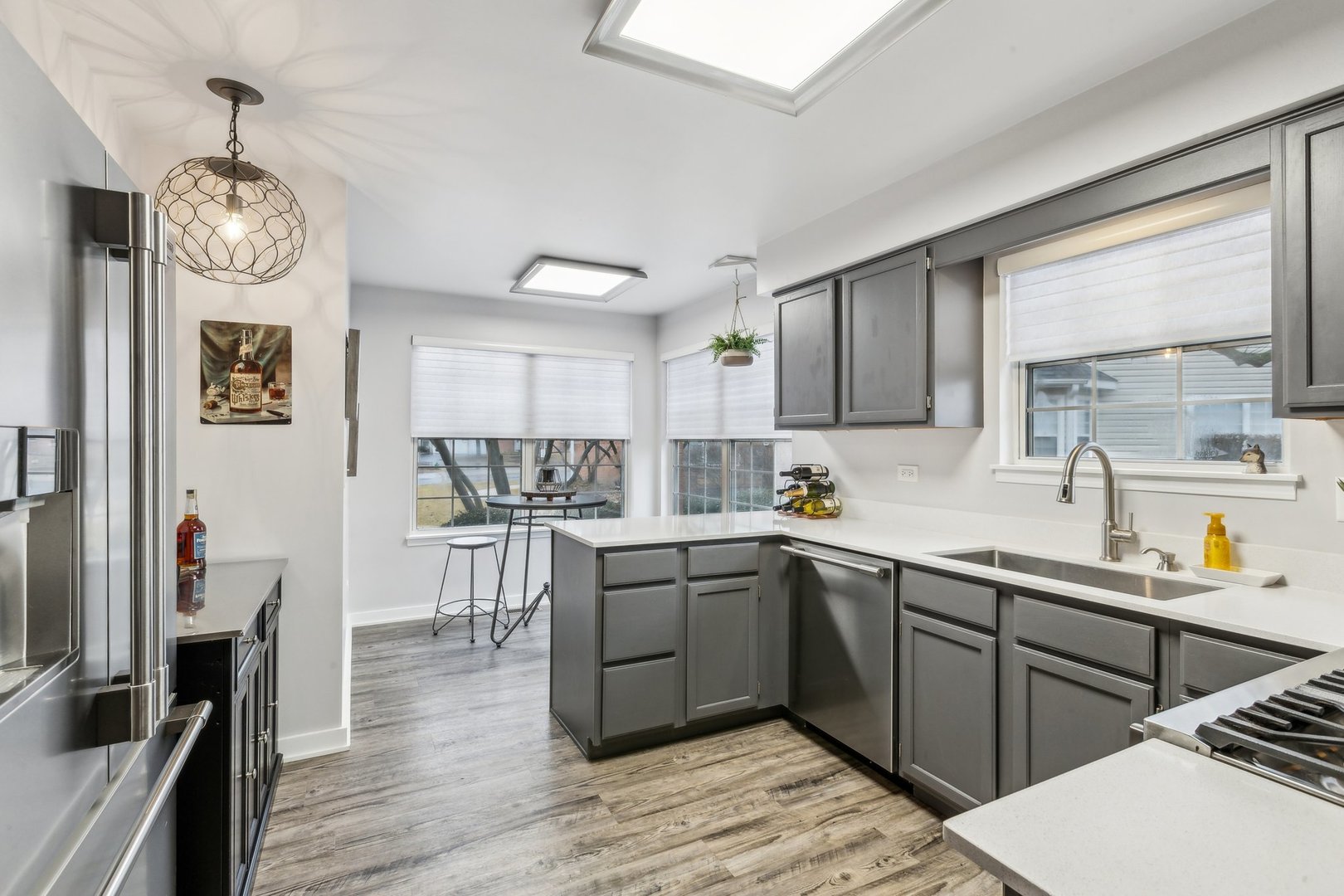 1419 Clybourne Street Unit: 1419