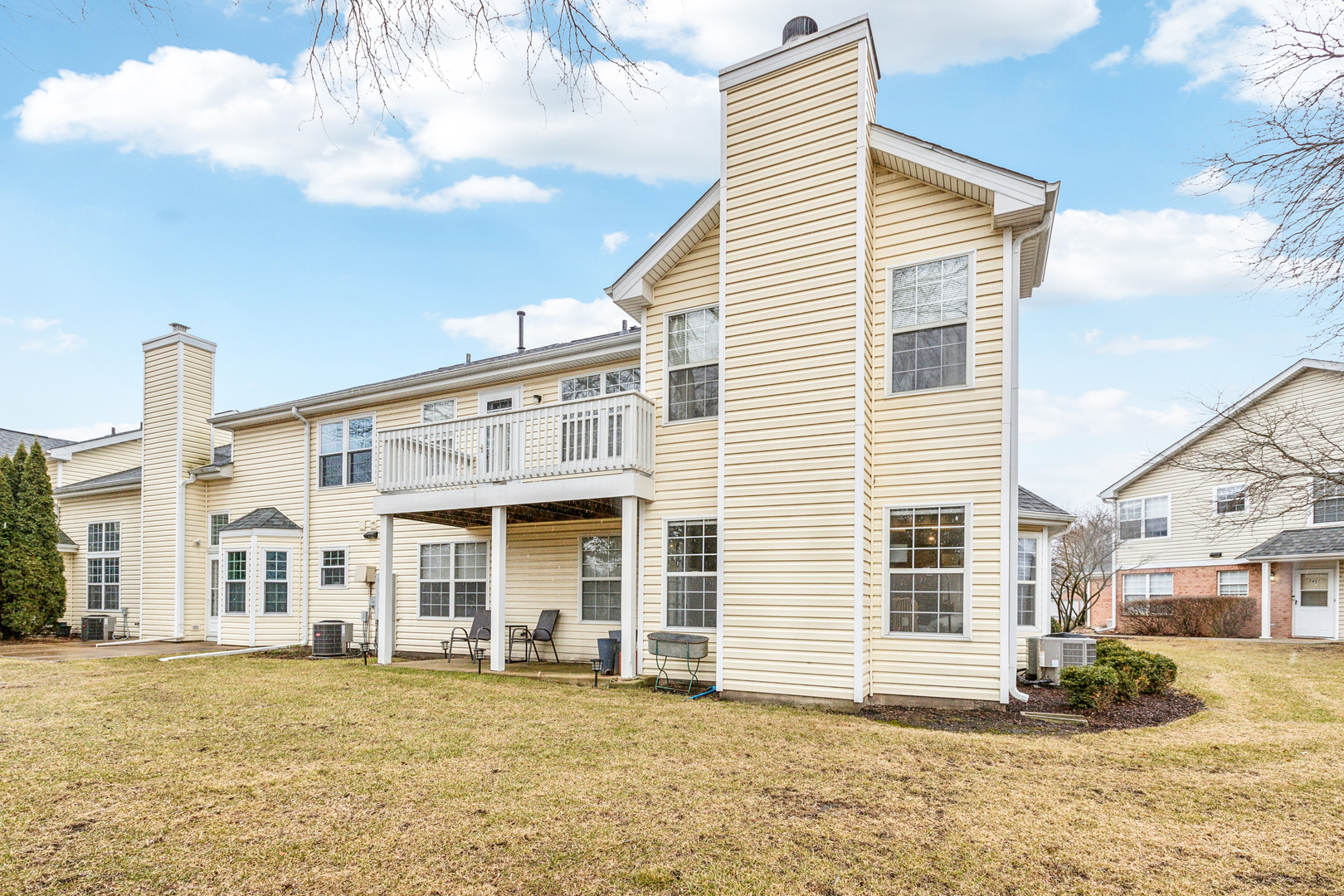 1419 Clybourne Street Unit: 1419