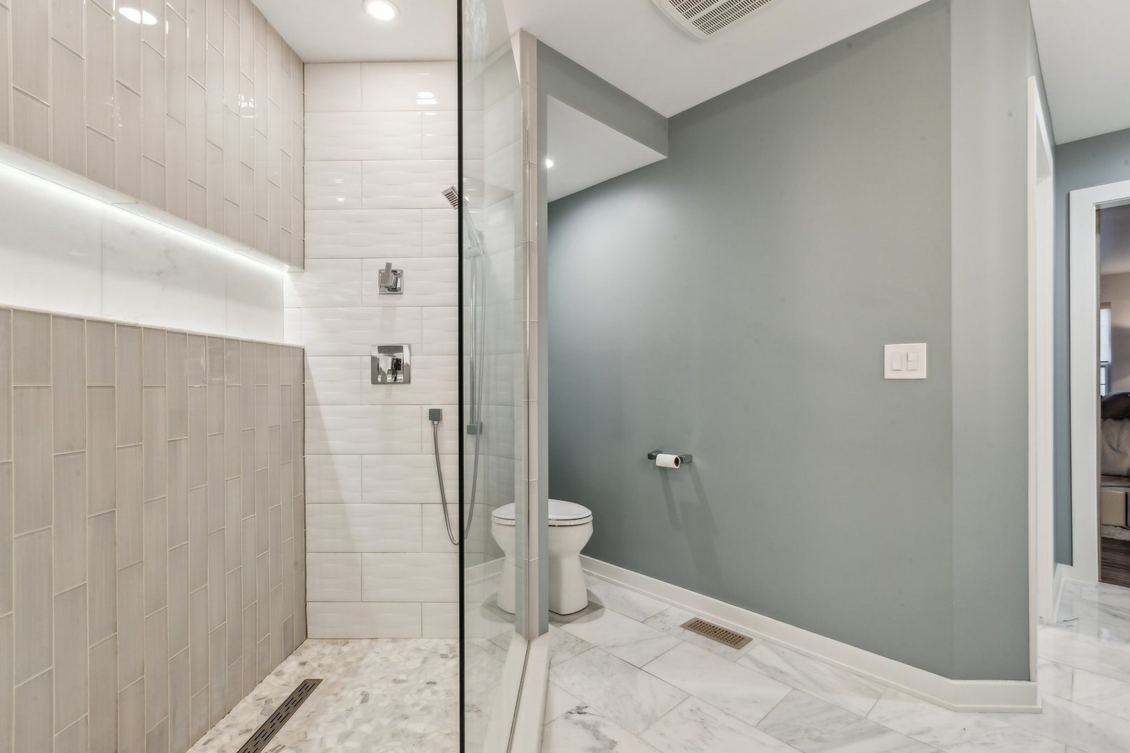 1419 Clybourne Street Unit: 1419