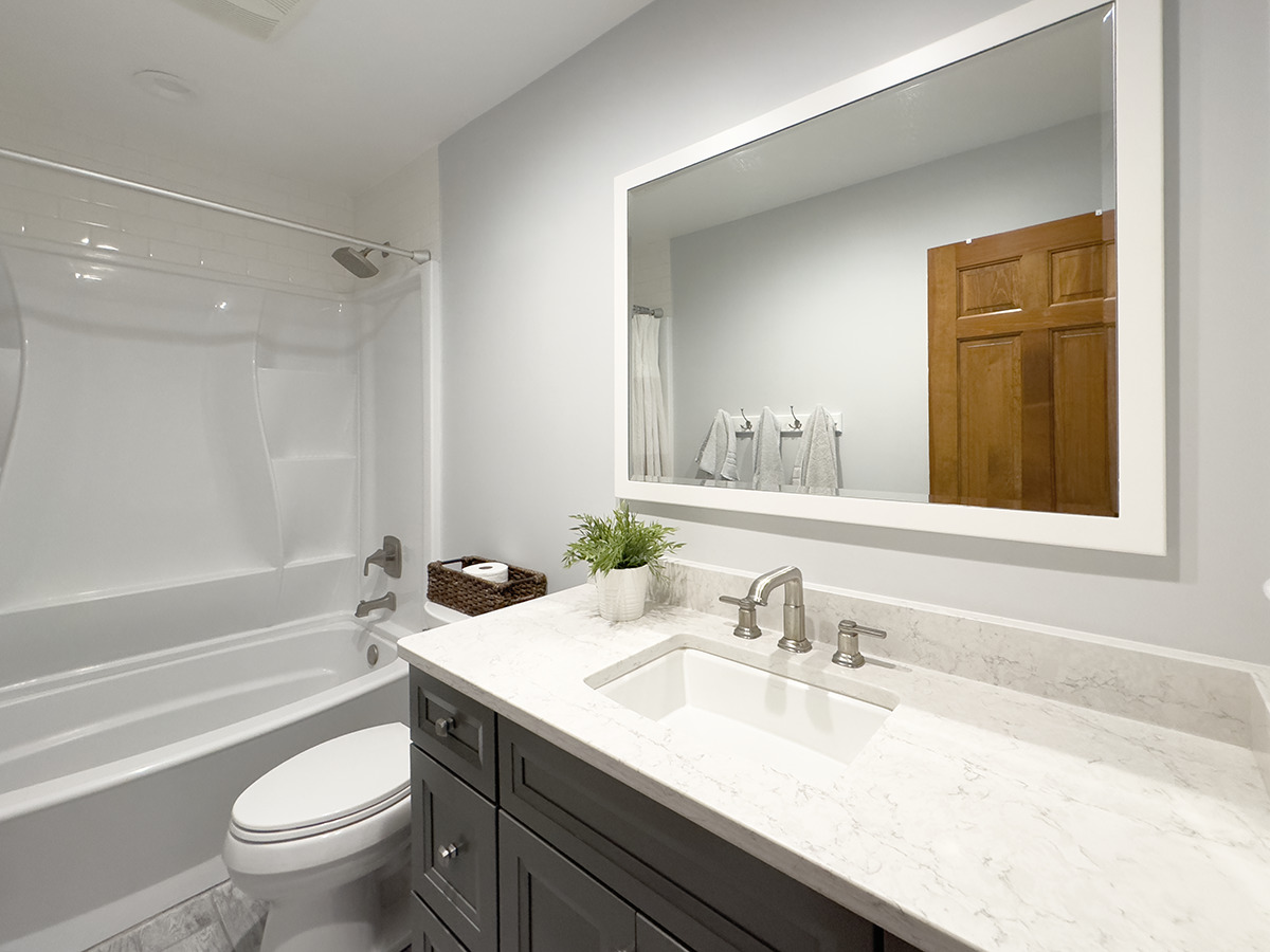 7N795 Cloverfield Circle