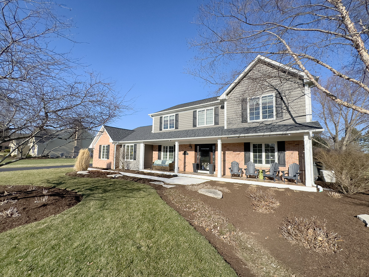 7N795 Cloverfield Circle