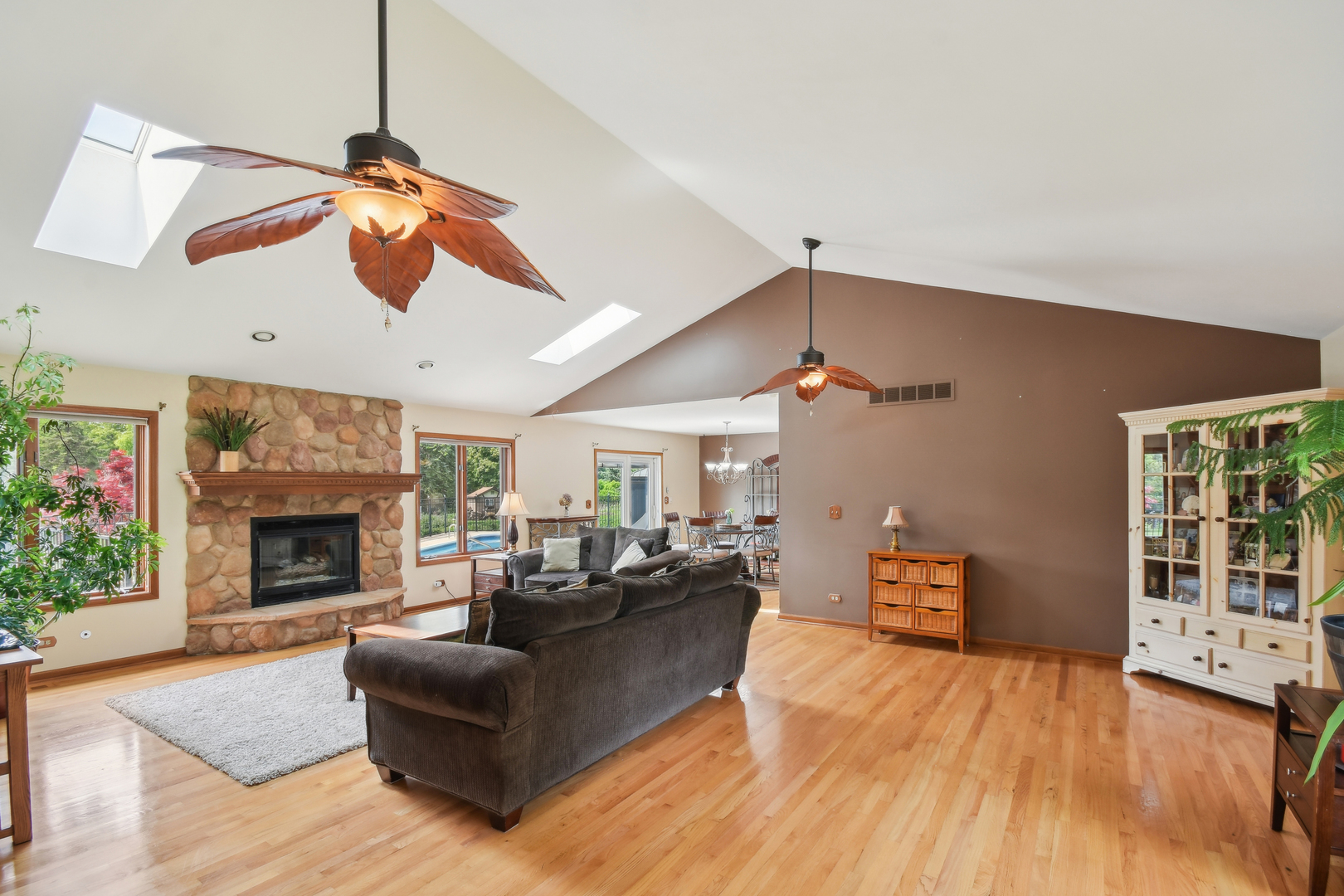 13N430 Chisholm Trail