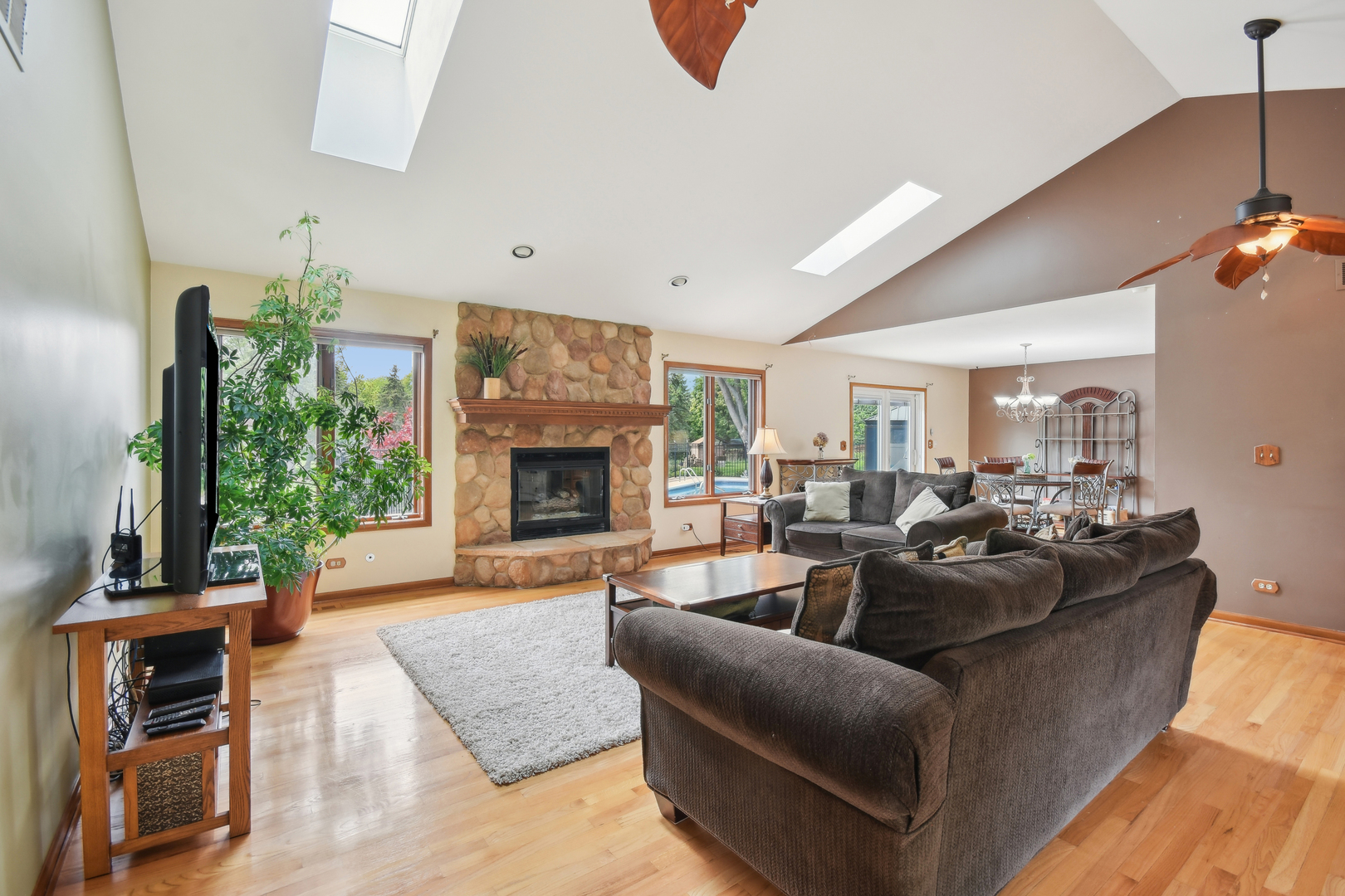 13N430 Chisholm Trail