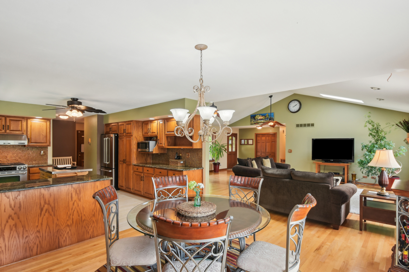 13N430 Chisholm Trail