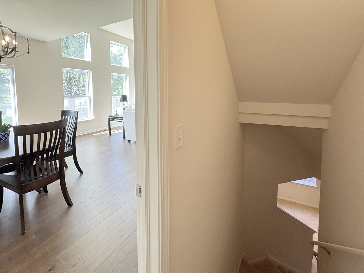 328 E Cloverlane Drive