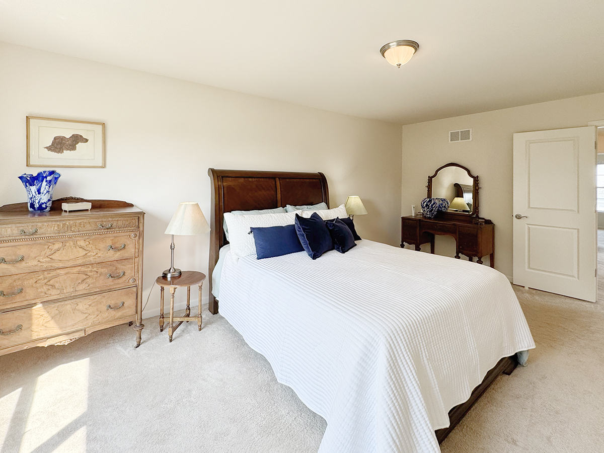 328 E Cloverlane Drive