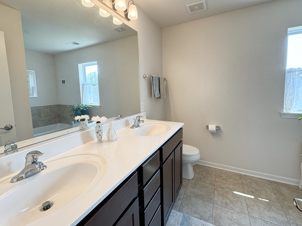 328 E Cloverlane Drive