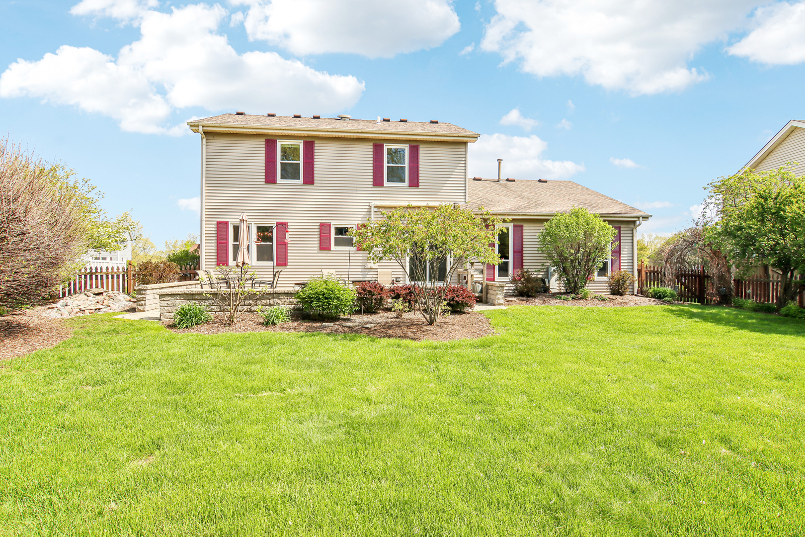 2825 Colonial Drive