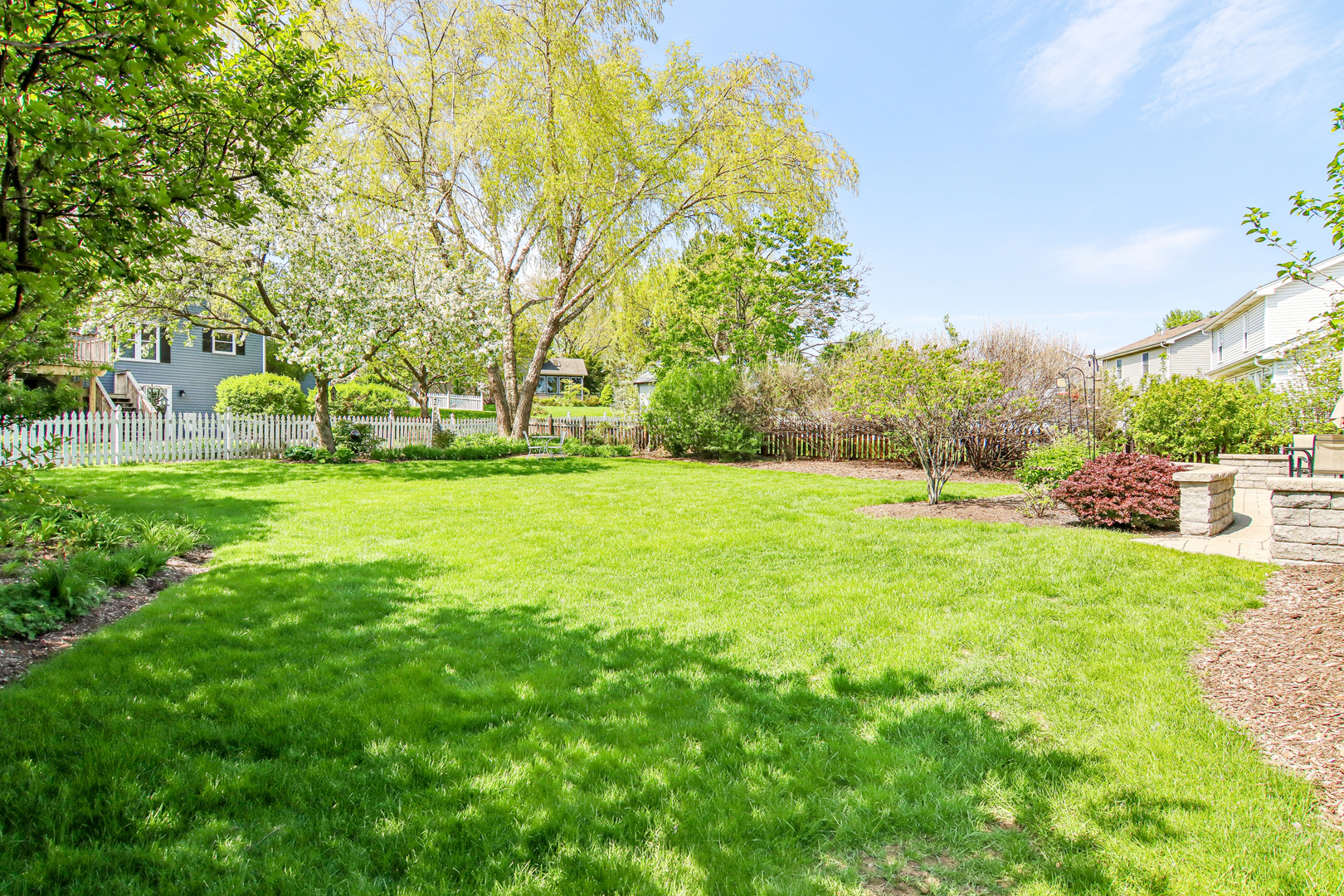 2825 Colonial Drive