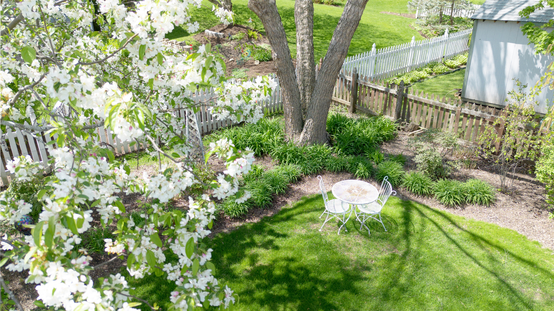 2825 Colonial Drive