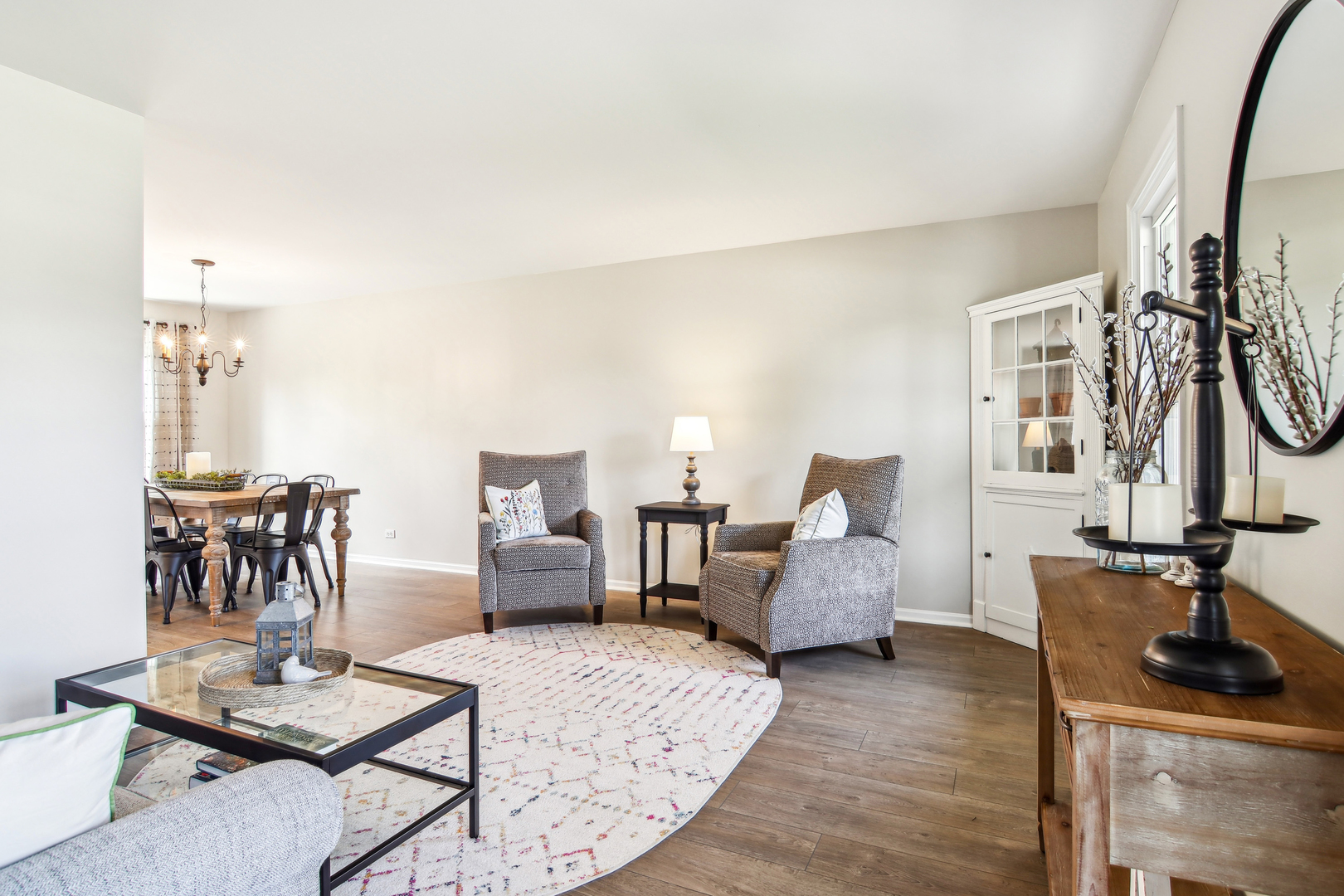 2825 Colonial Drive