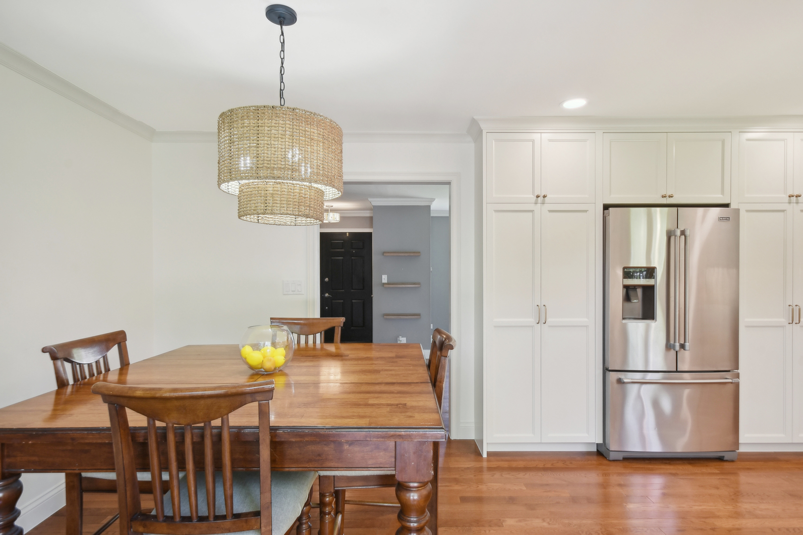 1932 Country Knoll Lane