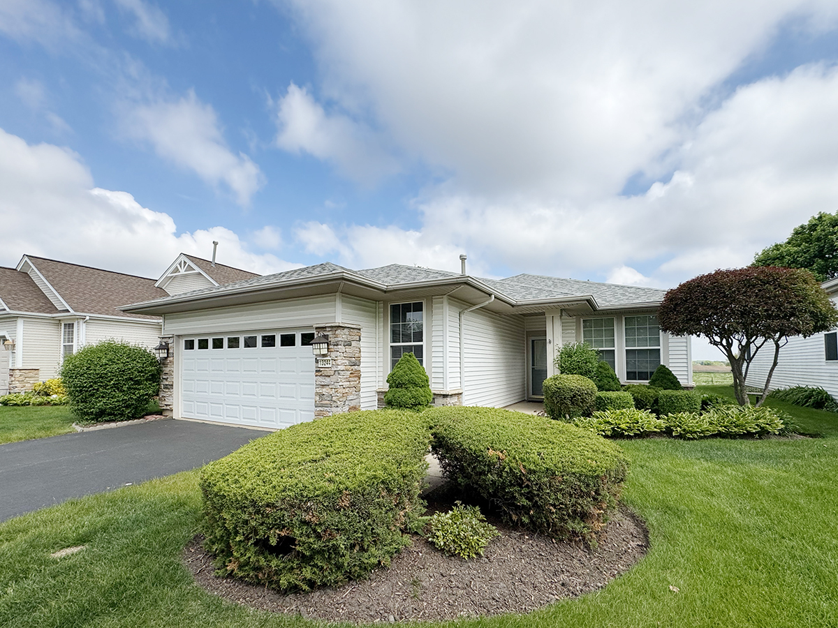13244 W Essex Lane