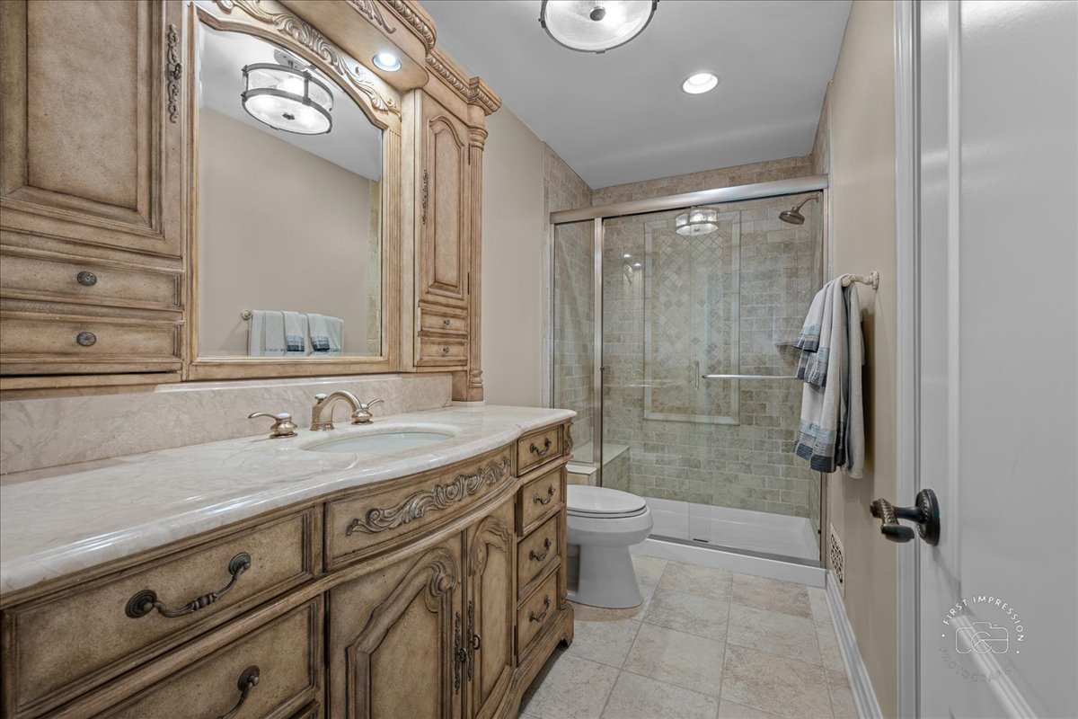 1088 Dunstan Road