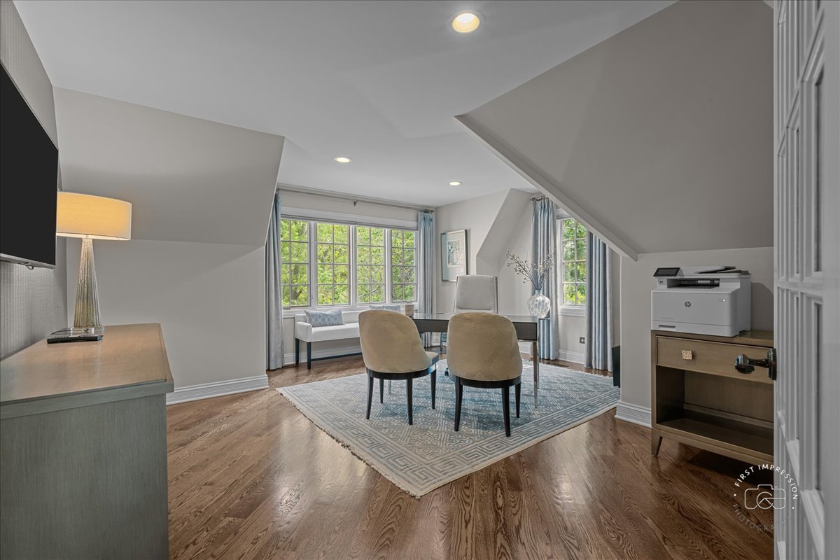 1088 Dunstan Road