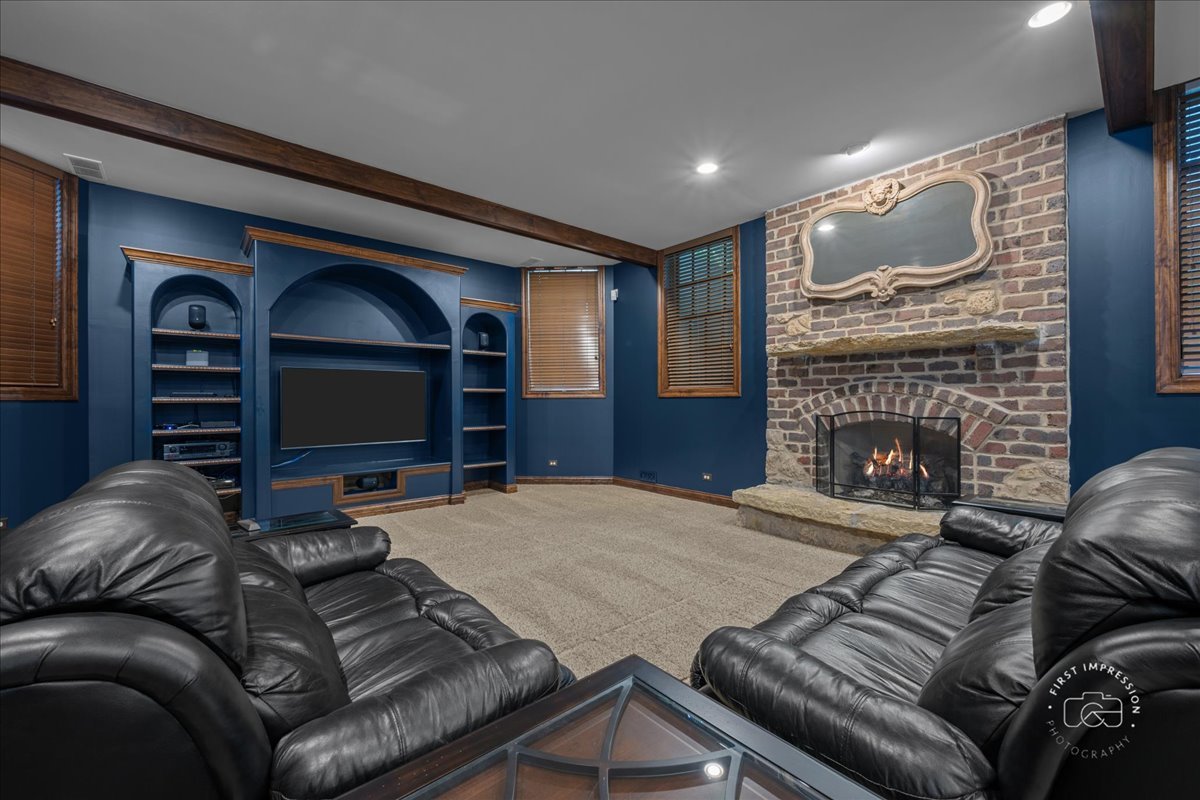 1088 Dunstan Road