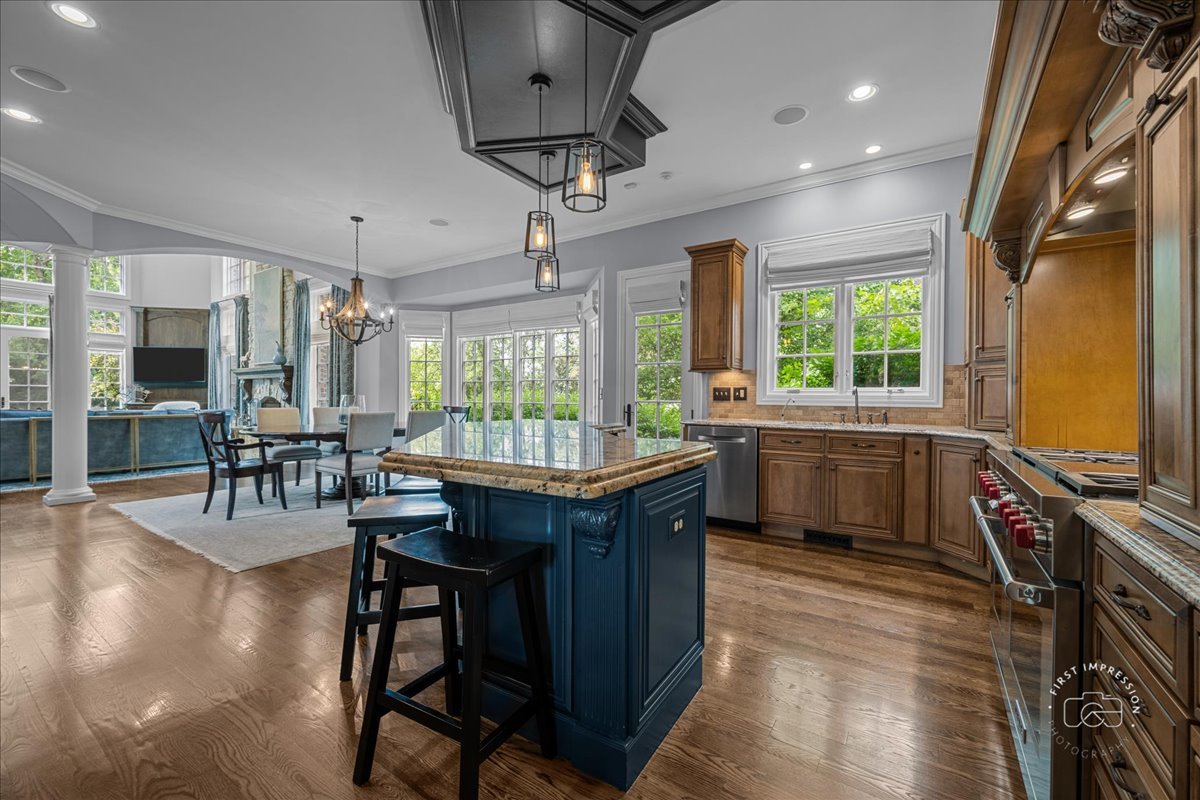1088 Dunstan Road