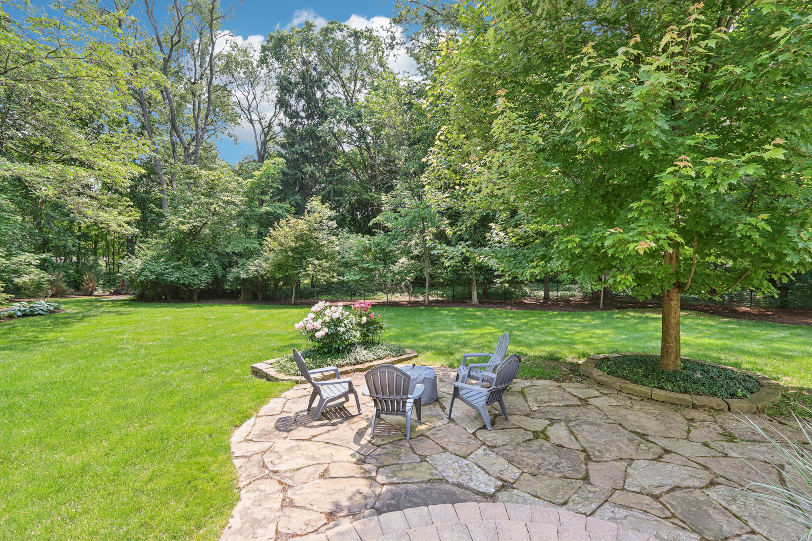 37W551 Knoll Creek Drive