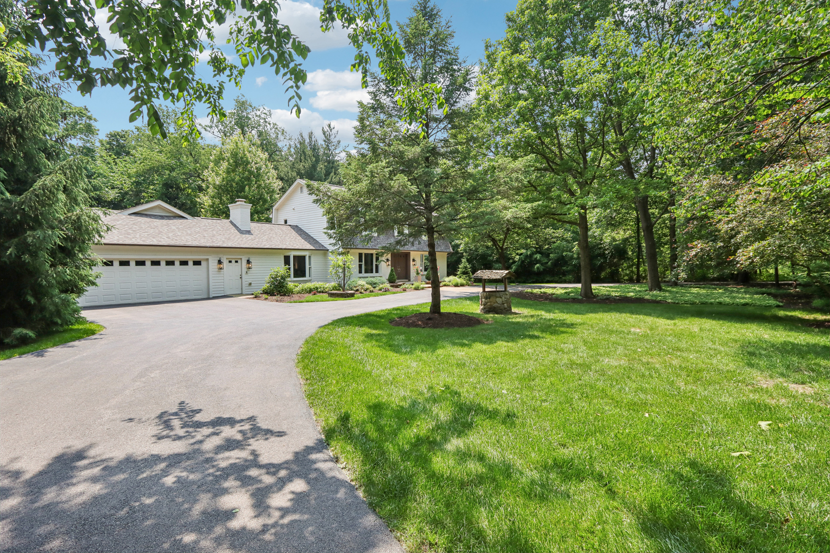 37W551 Knoll Creek Drive
