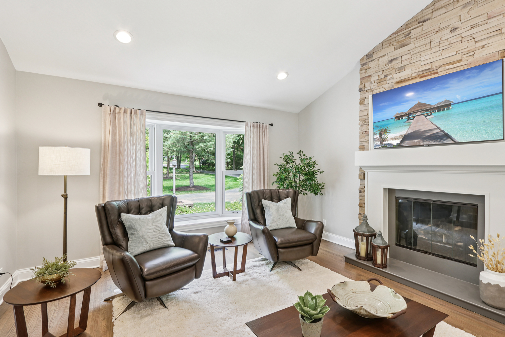 37W551 Knoll Creek Drive