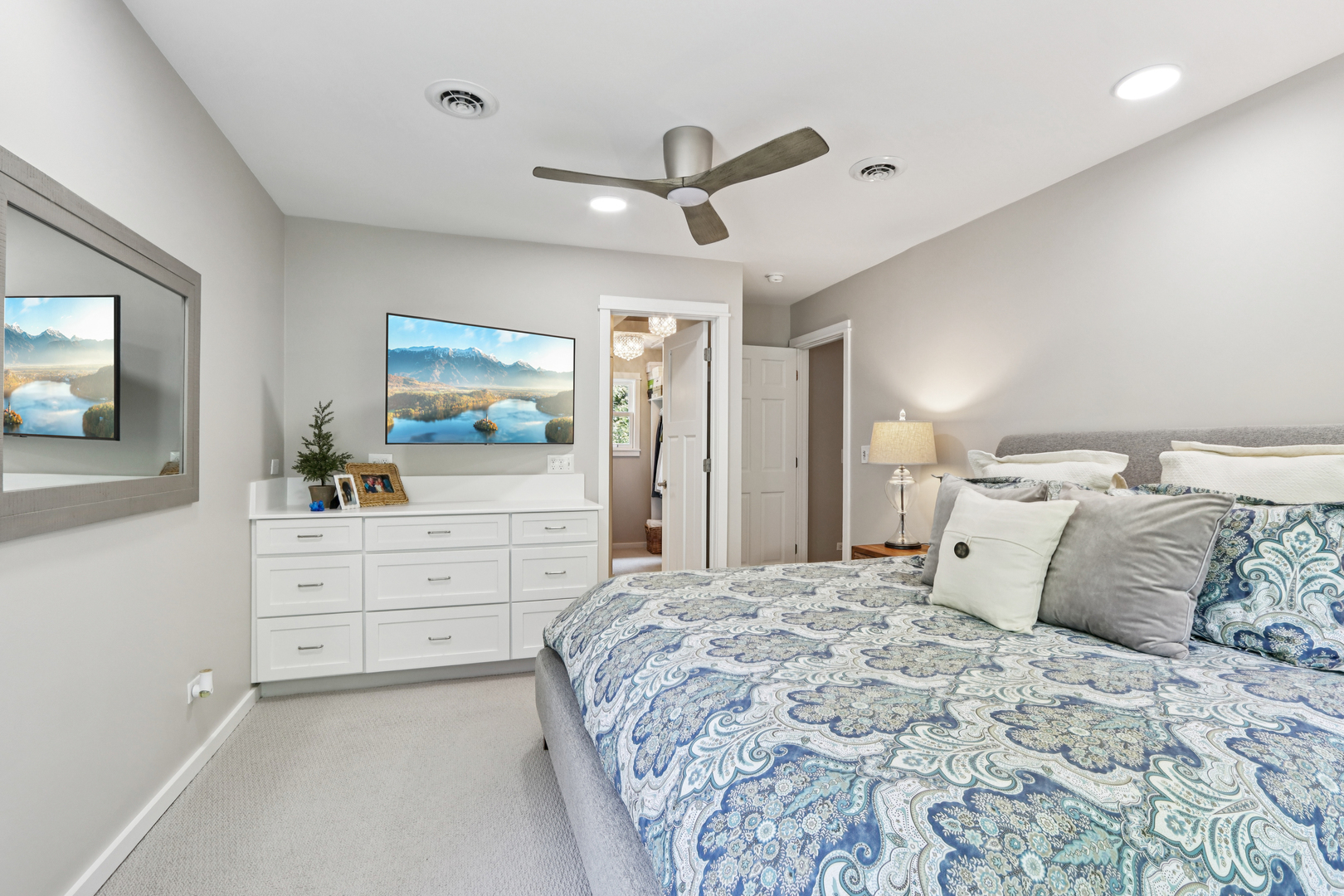 37W551 Knoll Creek Drive