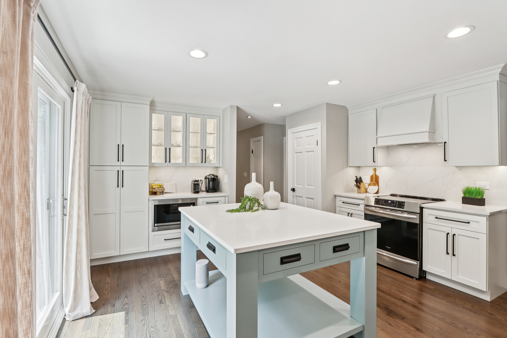 37W551 Knoll Creek Drive