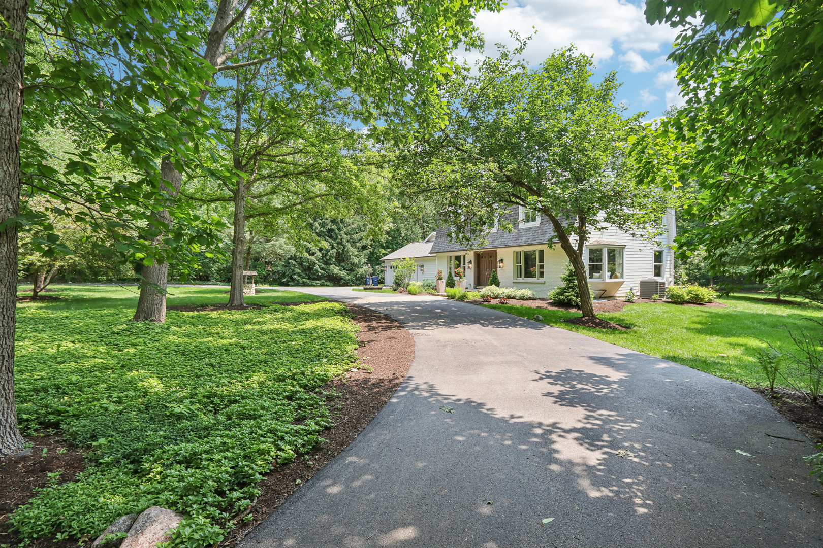 37W551 Knoll Creek Drive