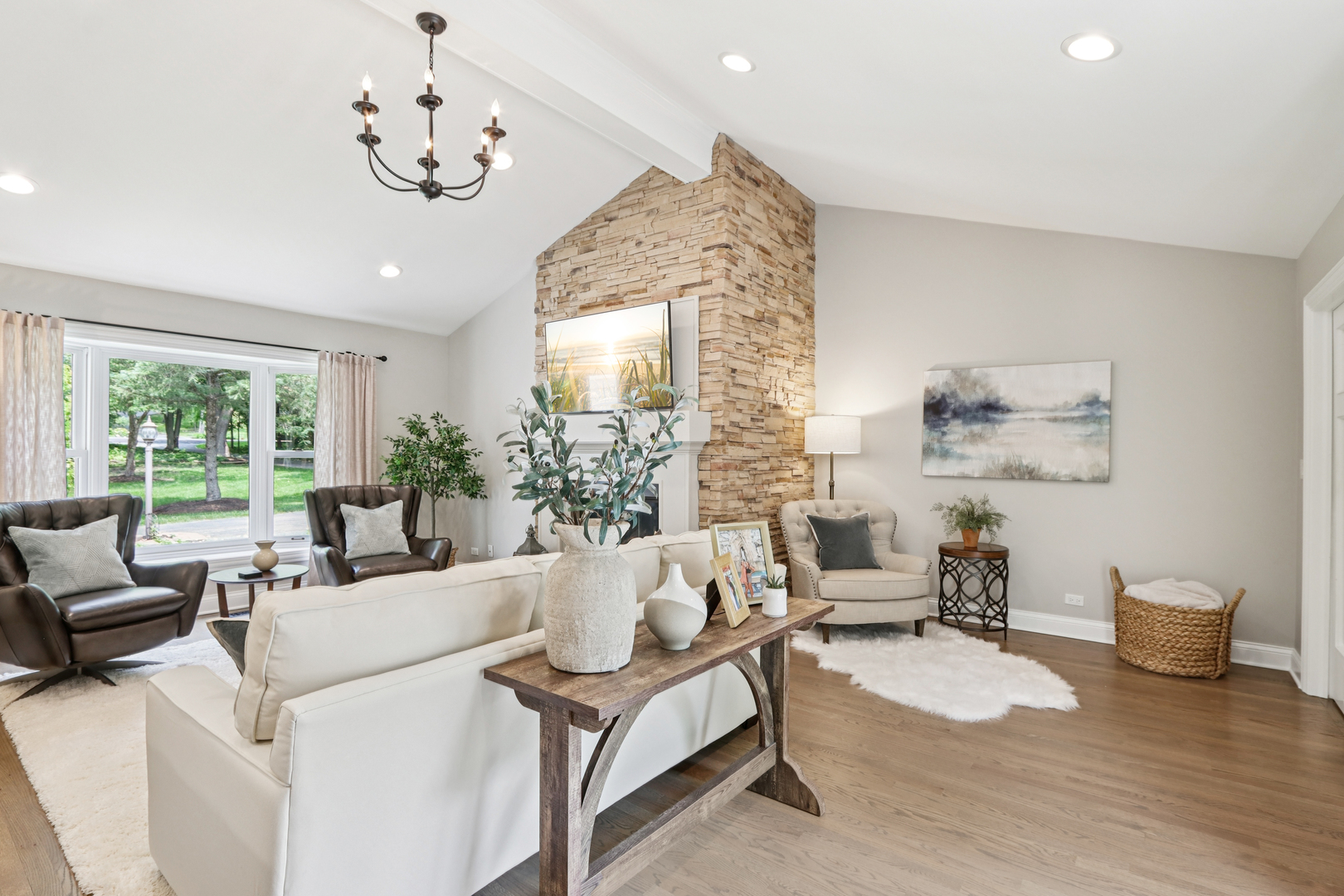 37W551 Knoll Creek Drive