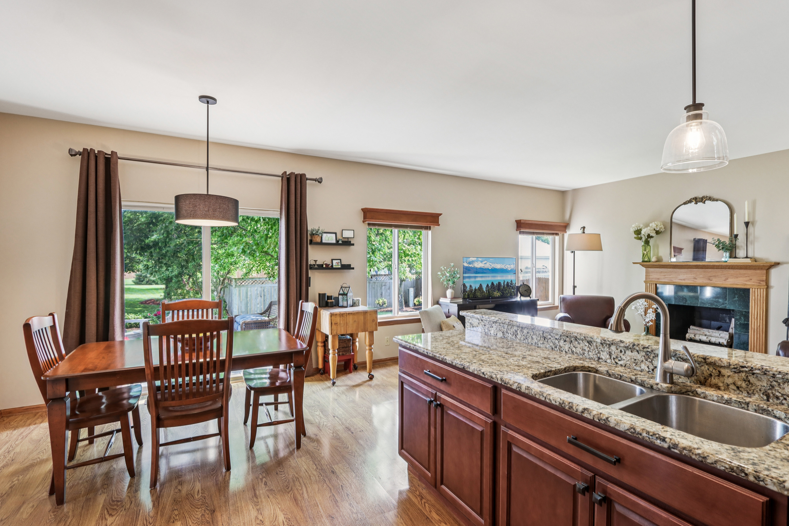 1995 Ridgemore Drive