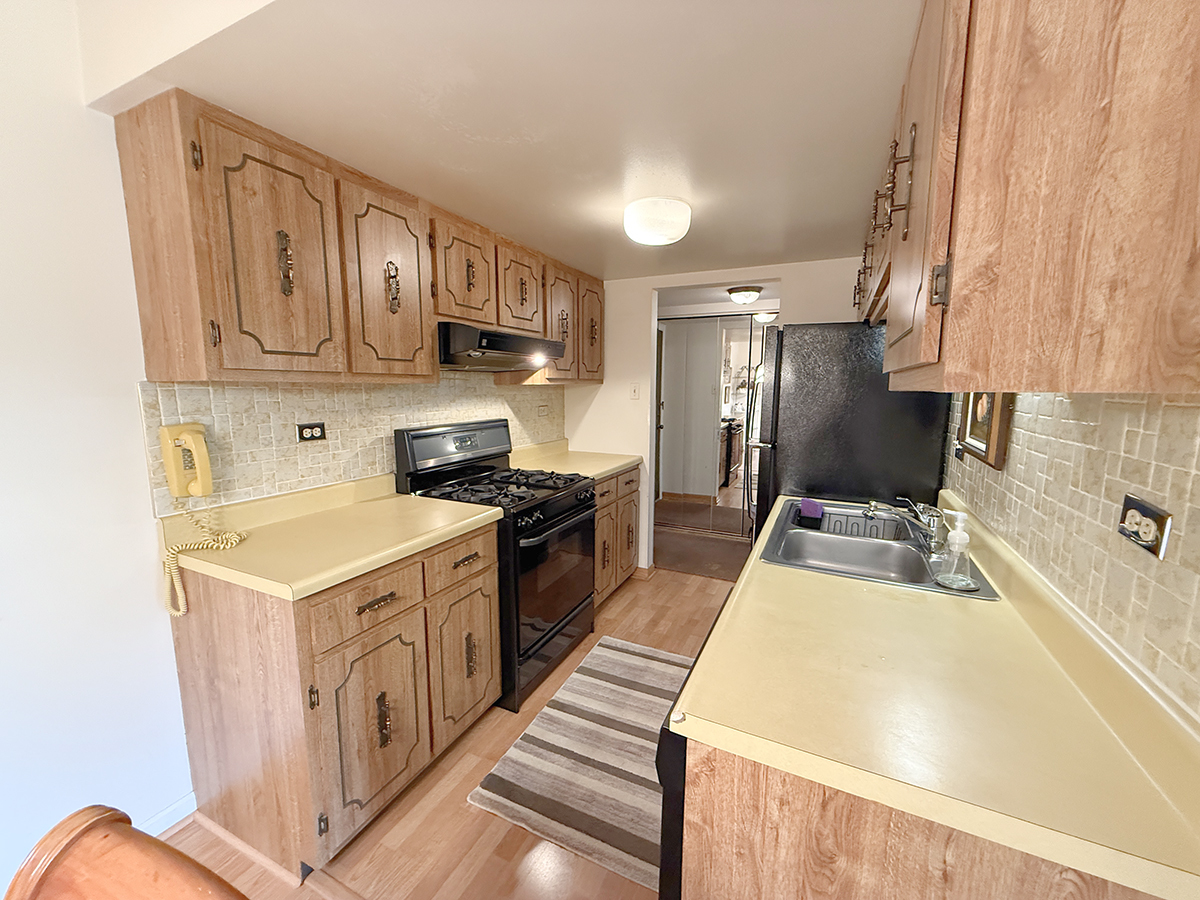 8025 Woodglen Lane Unit: 307
