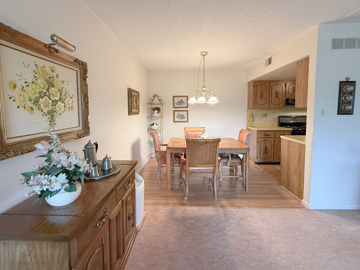 8025 Woodglen Lane Unit: 307