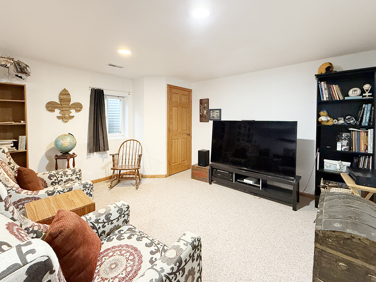 2167 Autumn Lane