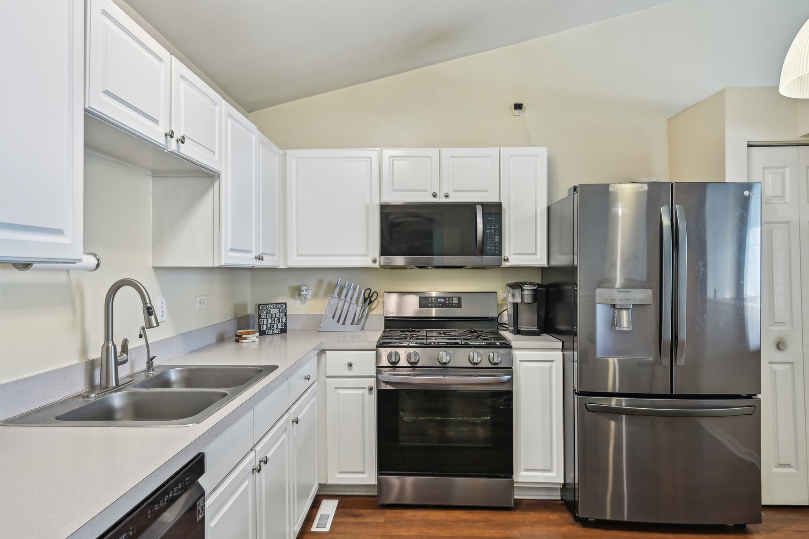 415 Hidden Creek Lane Unit: 415