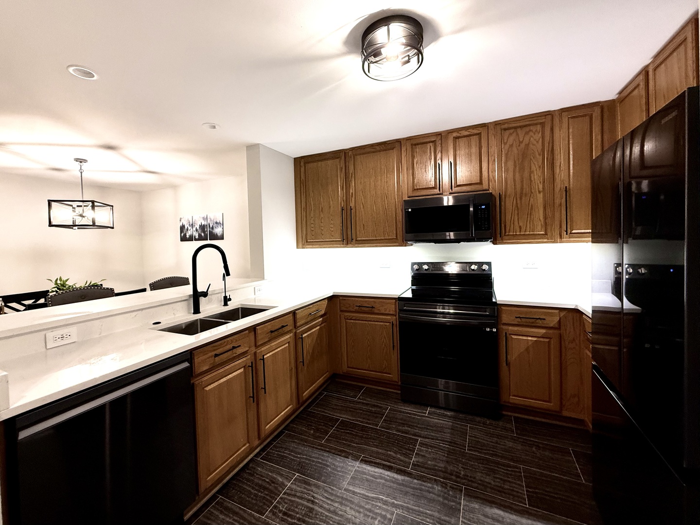 1905 Silverstone Drive Unit: 0